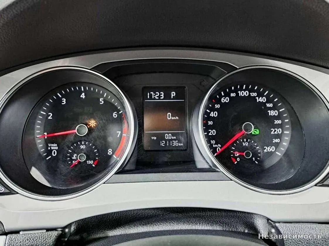 Volkswagen Jetta 2017 с пробегом — фото 8
