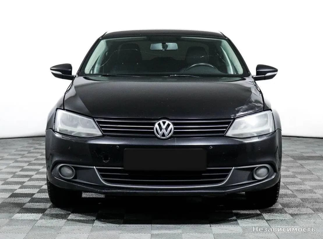 Volkswagen Jetta 2013 с пробегом — фото 2