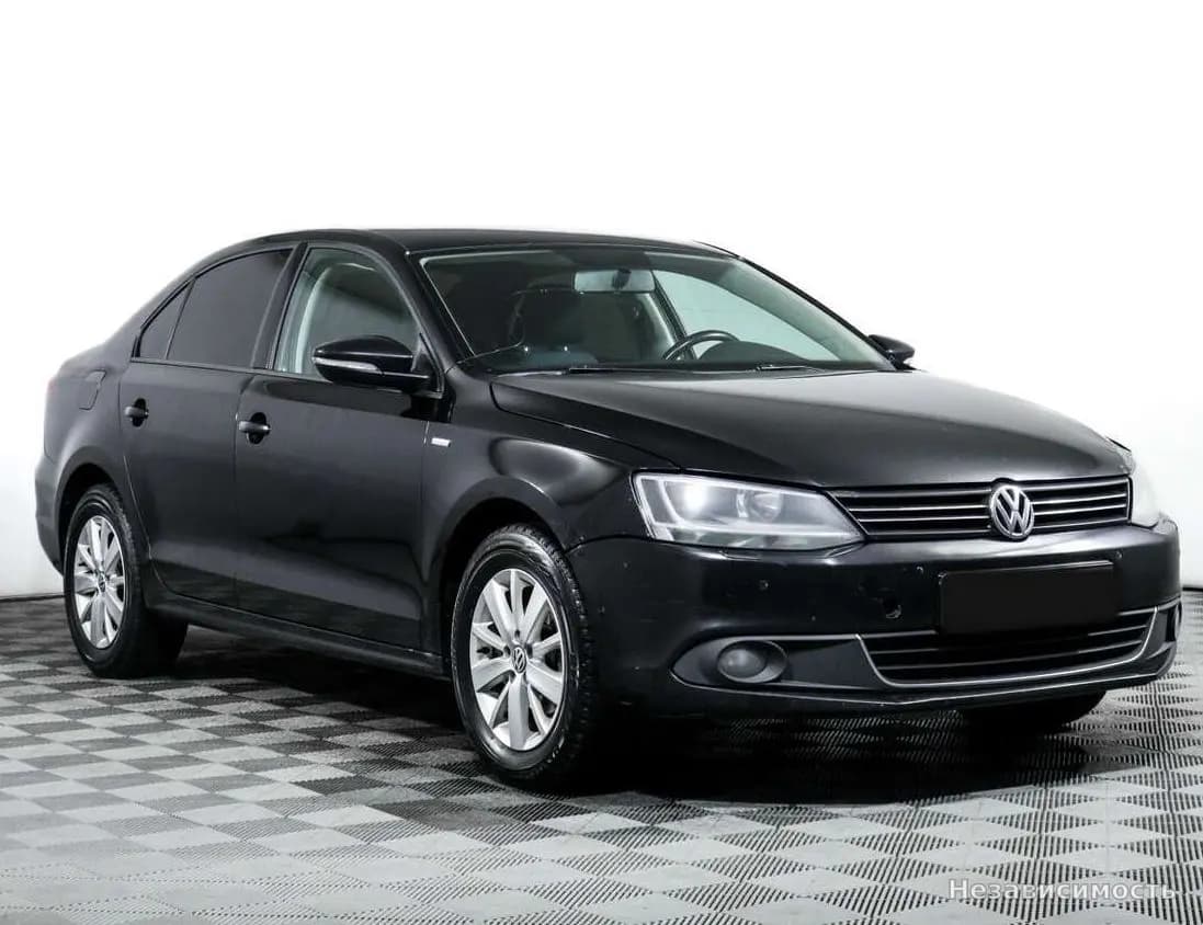 Volkswagen Jetta 2013 с пробегом — фото 3