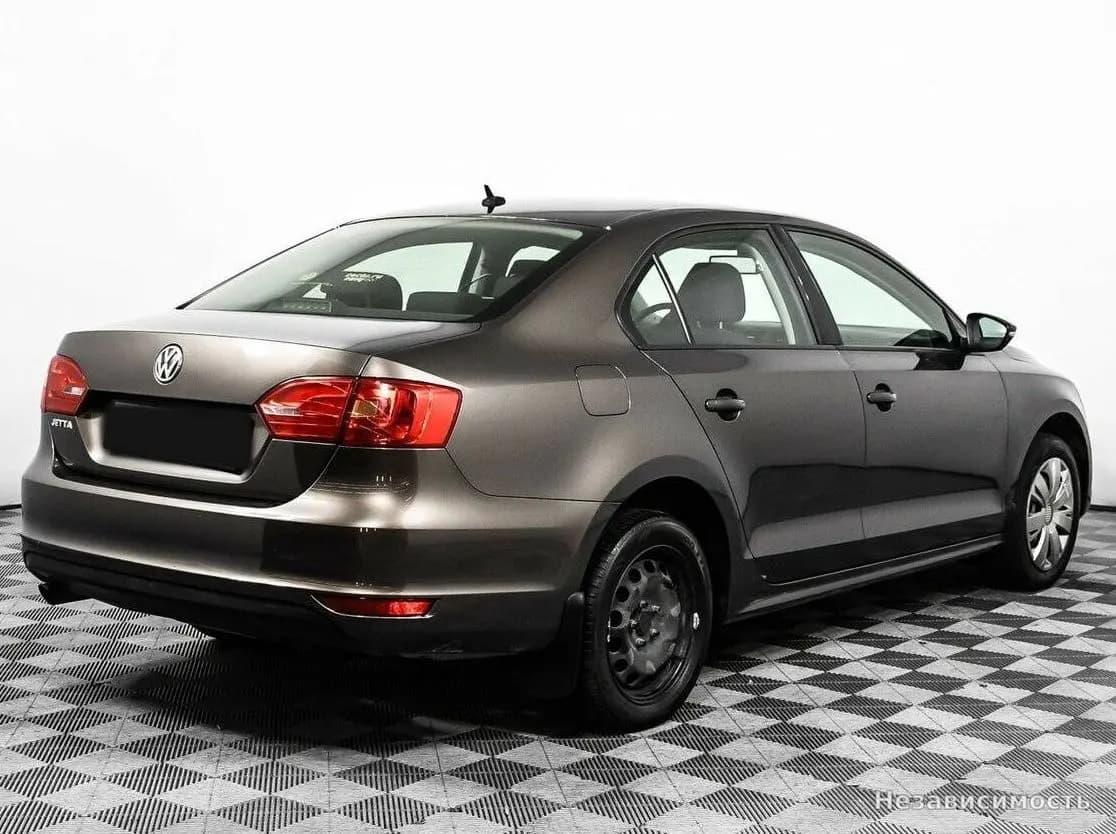 Volkswagen Jetta 2013 с пробегом — фото 5