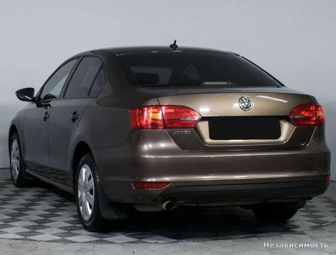 Volkswagen Jetta 2012 с пробегом — фото 7