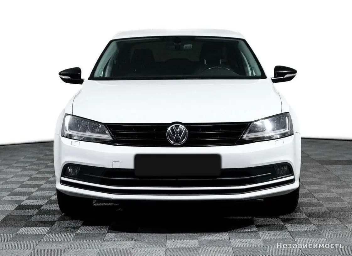 Volkswagen Jetta 2017 с пробегом — фото 2