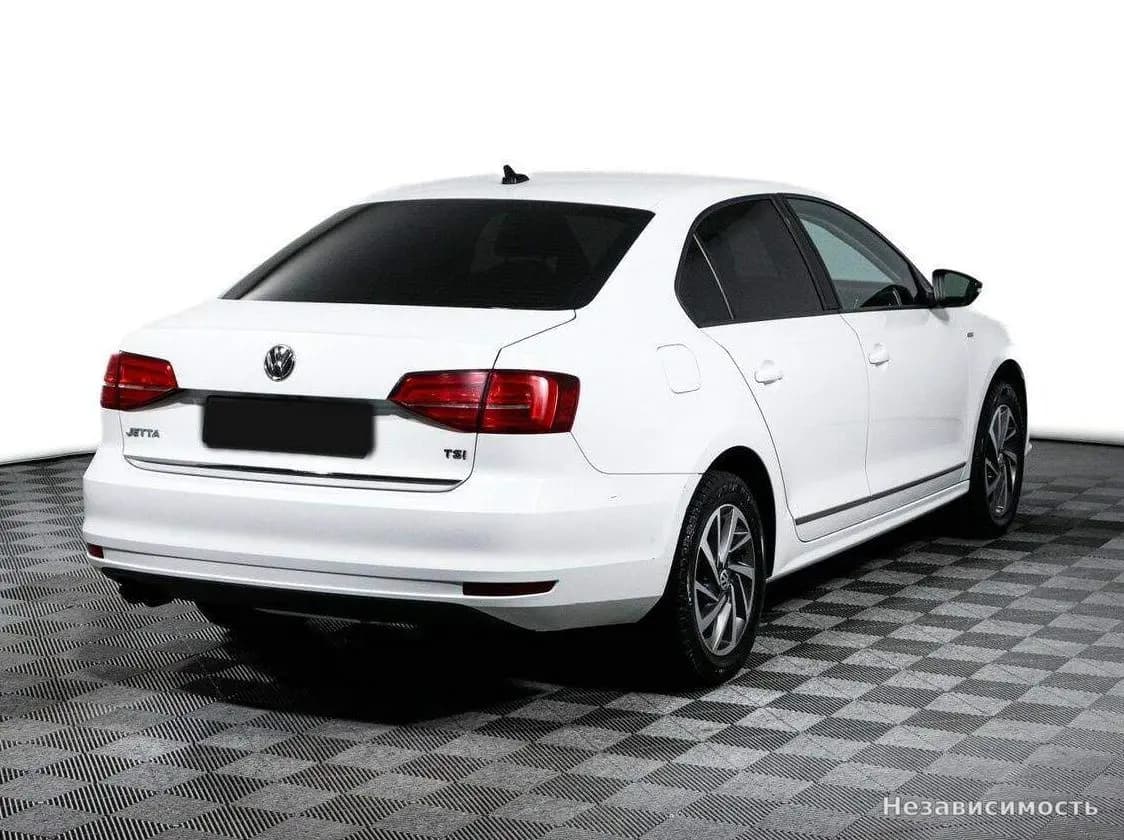 Volkswagen Jetta 2017 с пробегом — фото 5