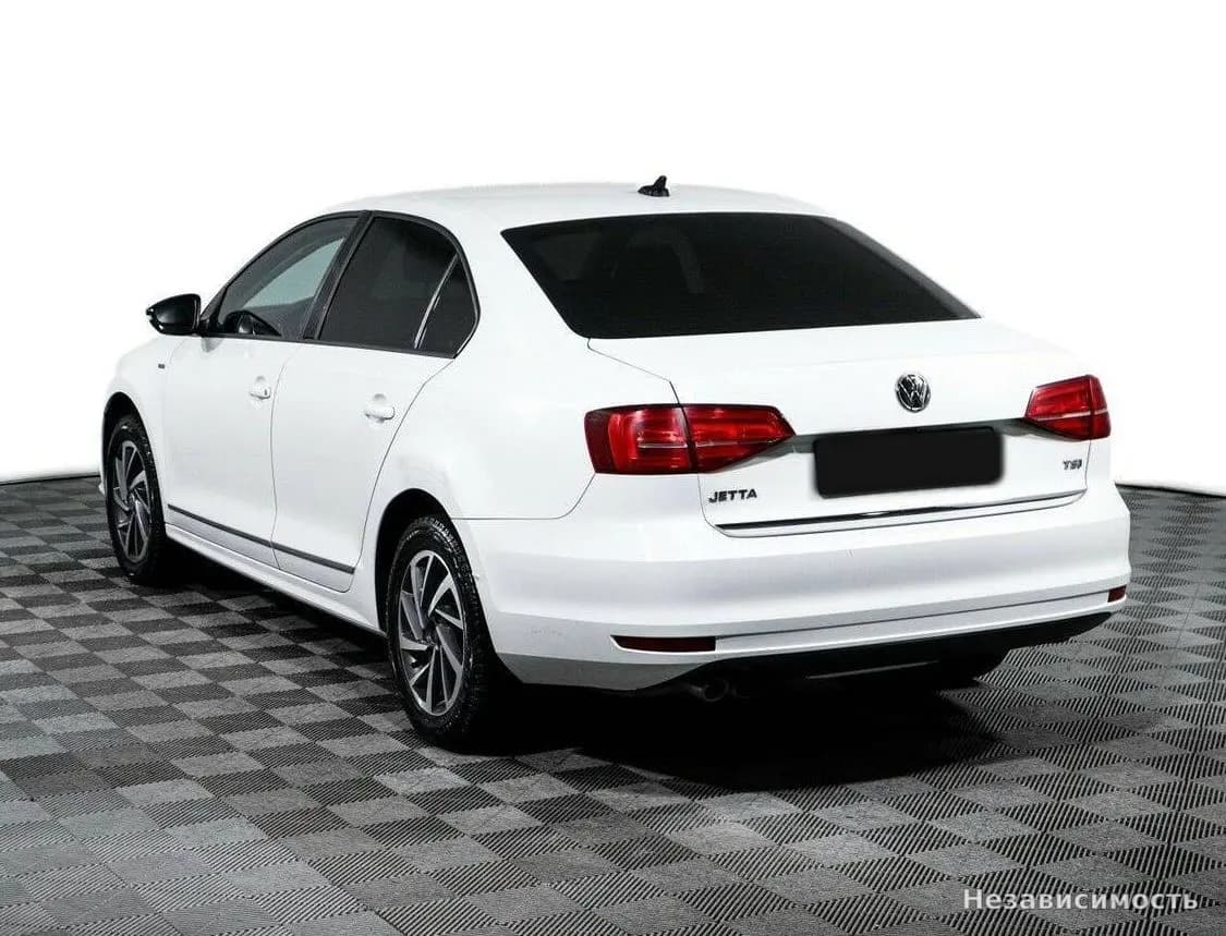 Volkswagen Jetta 2017 с пробегом — фото 7