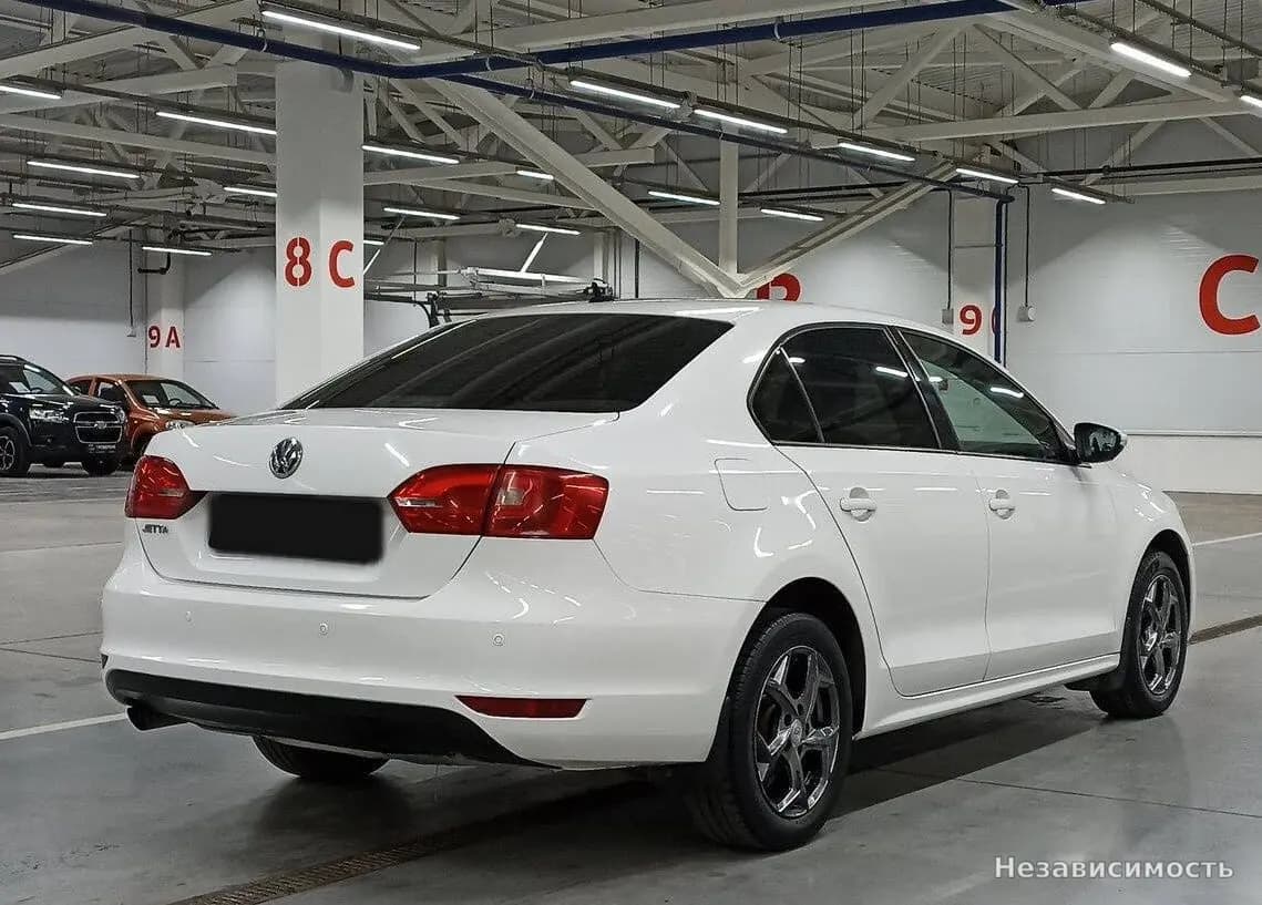 Volkswagen Jetta 2014 с пробегом — фото 5
