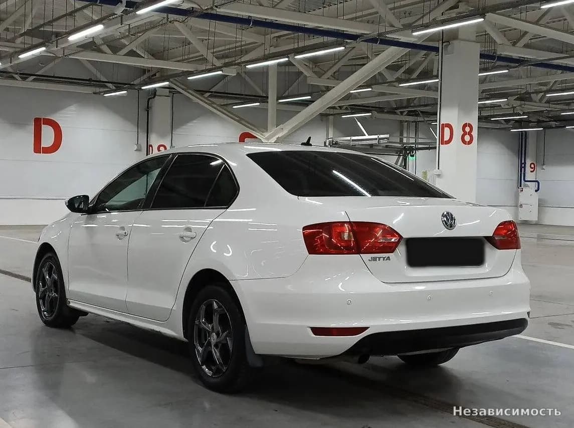 Volkswagen Jetta 2014 с пробегом — фото 7