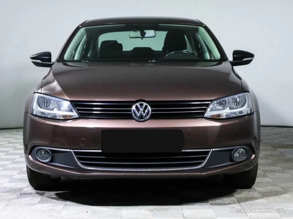 Volkswagen Jetta 2014 с пробегом — фото 2