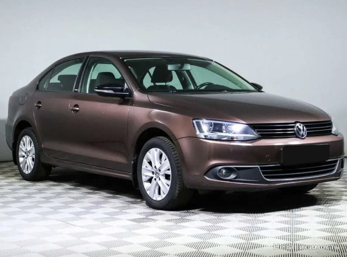 Volkswagen Jetta 2014 с пробегом — фото 3