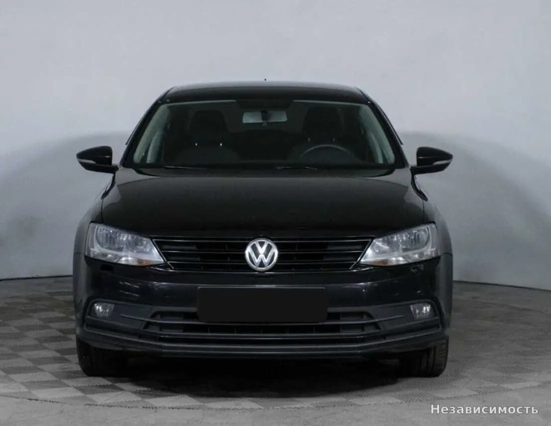 Volkswagen Jetta 2015 с пробегом — фото 2