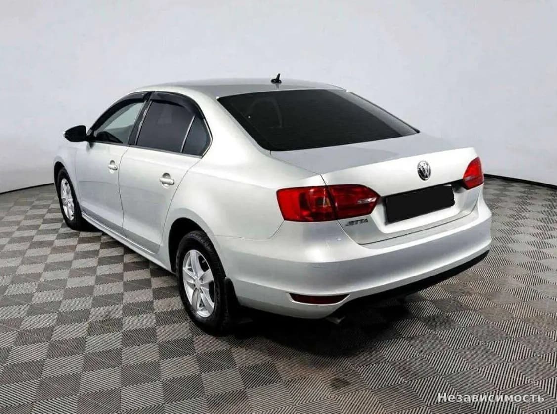 Volkswagen Jetta 2014 с пробегом — фото 7