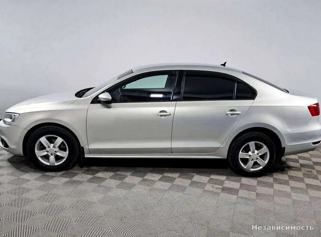Volkswagen Jetta 2014 с пробегом — фото 8