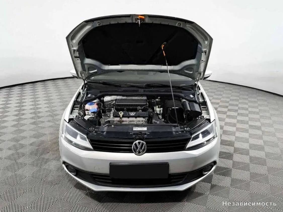 Volkswagen Jetta 2014 с пробегом — фото 9