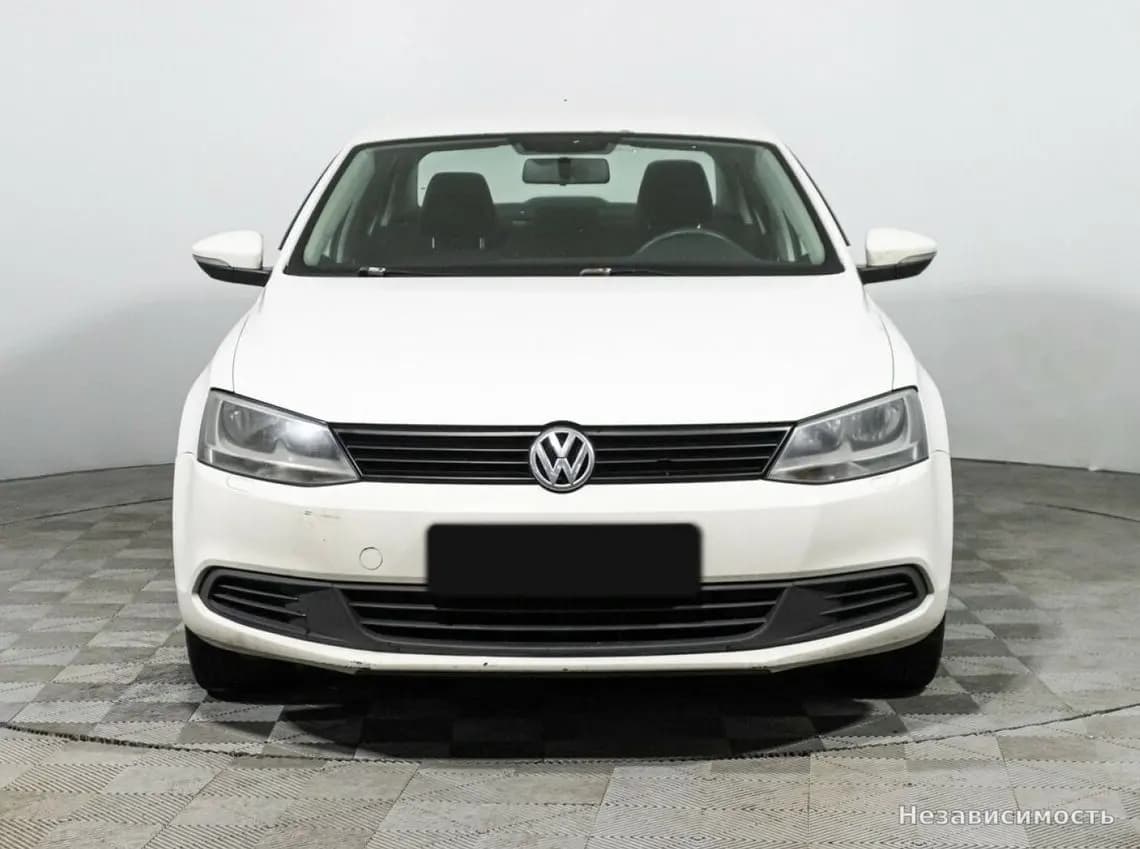 Volkswagen Jetta 2014 с пробегом — фото 2