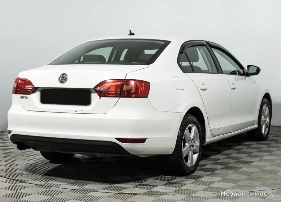 Volkswagen Jetta 2014 с пробегом — фото 5