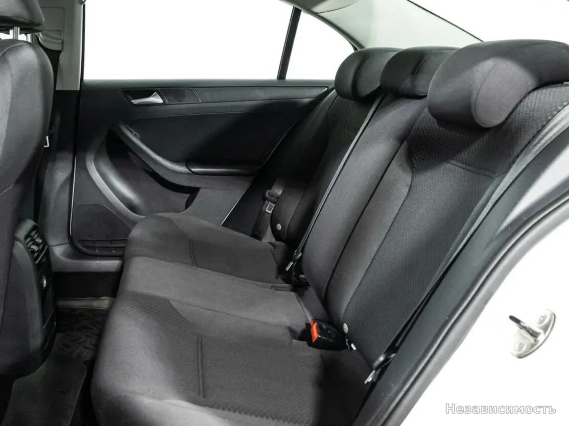Volkswagen Jetta 2014 с пробегом — фото 10