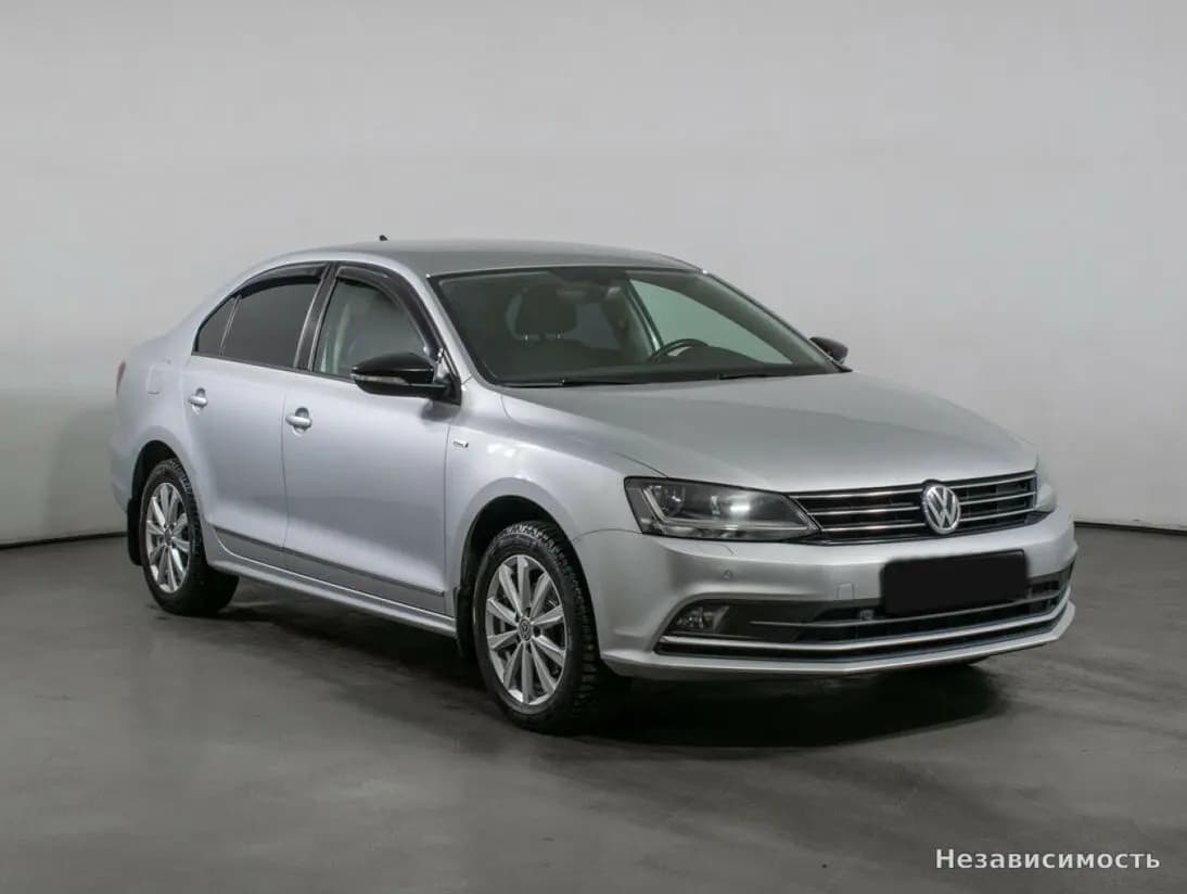 Volkswagen Jetta 2018 с пробегом — фото 3