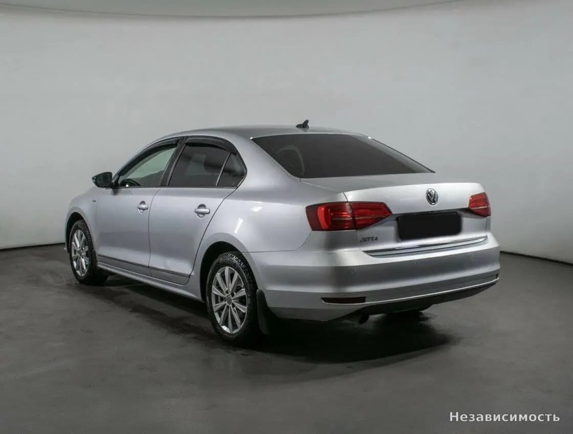 Volkswagen Jetta 2018 с пробегом — фото 7