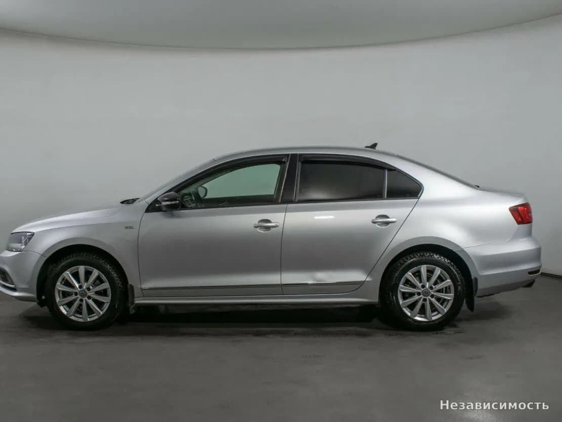 Volkswagen Jetta 2018 с пробегом — фото 8