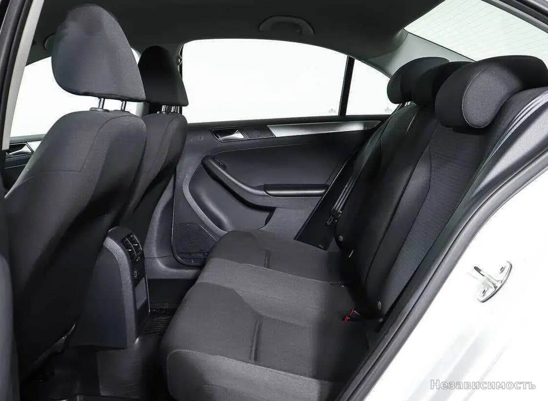 Volkswagen Jetta 2016 с пробегом — фото 5