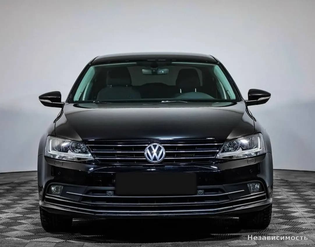 Volkswagen Jetta 2017 с пробегом — фото 2