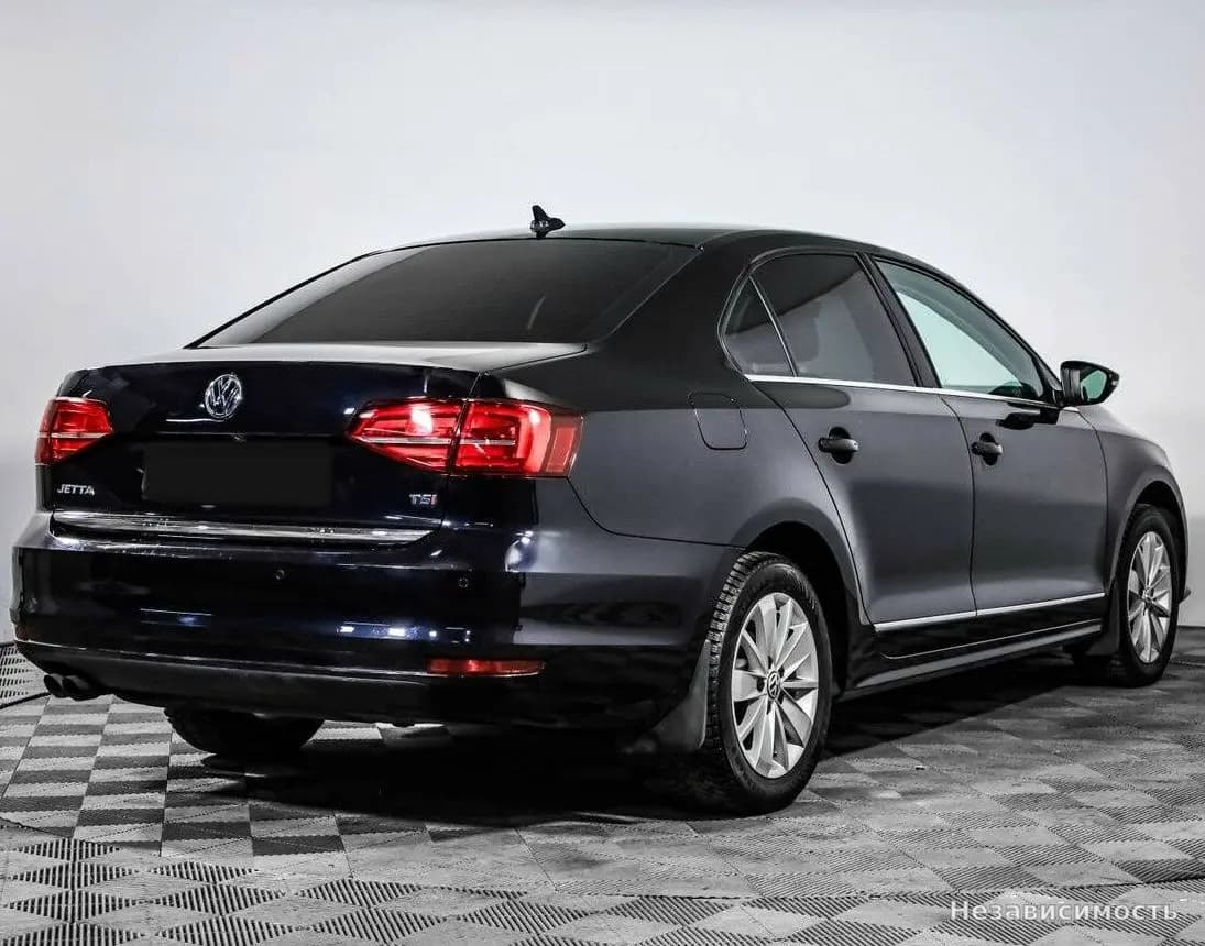Volkswagen Jetta 2017 с пробегом — фото 4