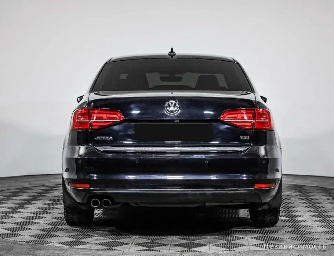 Volkswagen Jetta 2017 с пробегом — фото 5