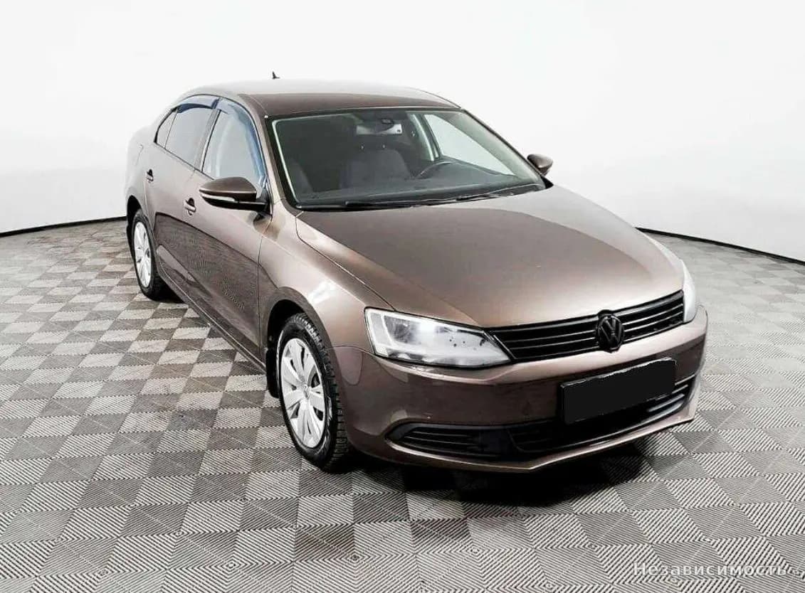 Volkswagen Jetta 2013 с пробегом — фото 3