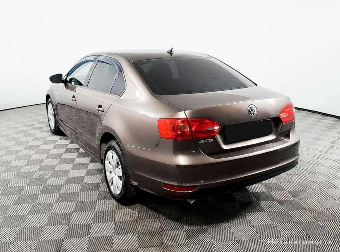 Volkswagen Jetta 2013 с пробегом — фото 6