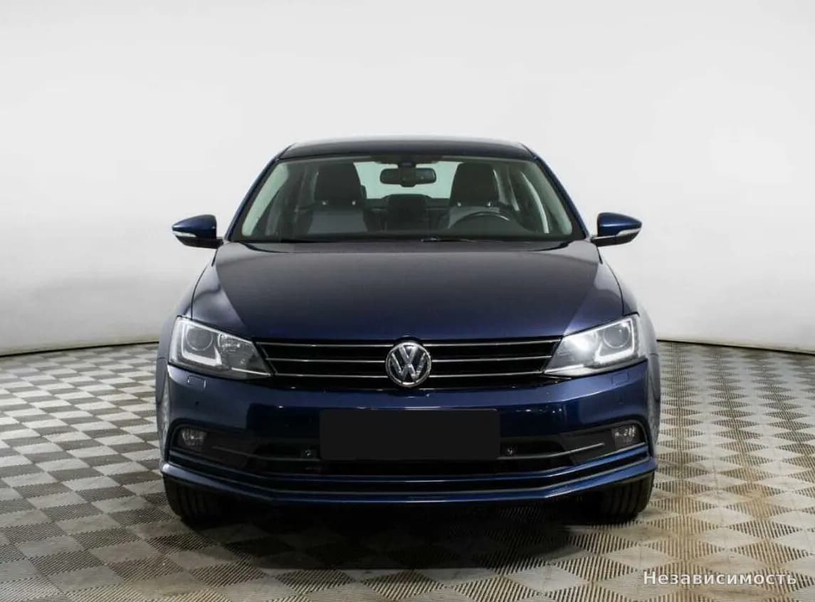 Volkswagen Jetta 2015 с пробегом — фото 2