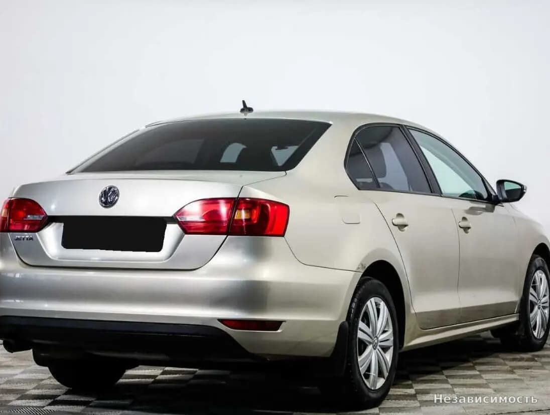 Volkswagen Jetta 2012 с пробегом — фото 4