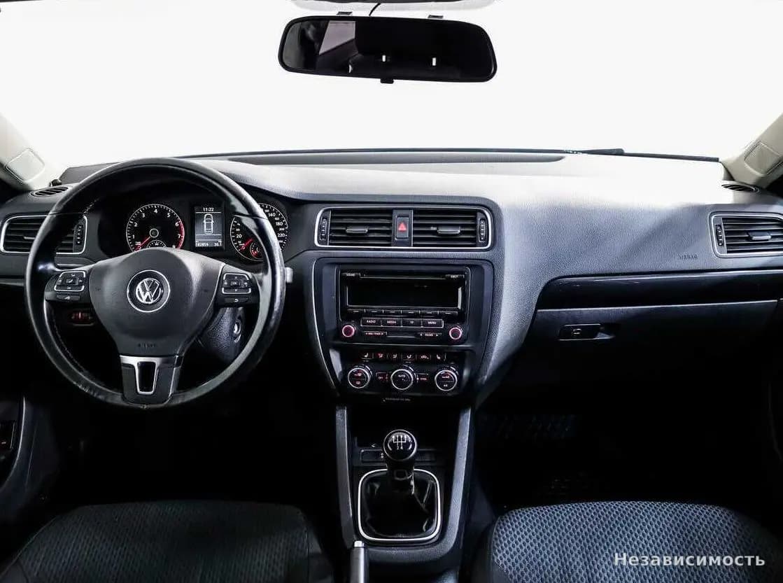 Volkswagen Jetta 2012 с пробегом — фото 9