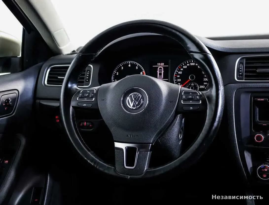 Volkswagen Jetta 2012 с пробегом — фото 10