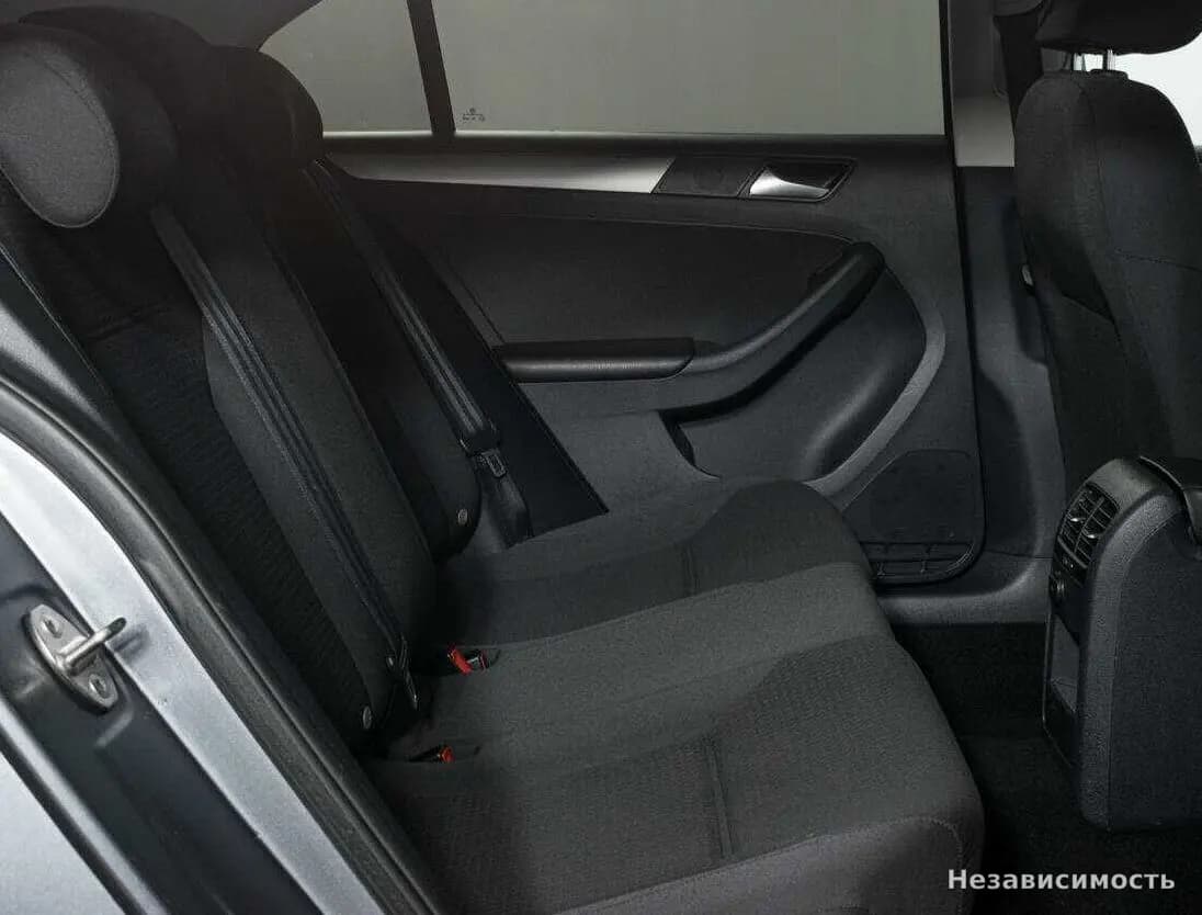 Volkswagen Jetta 2016 с пробегом — фото 9