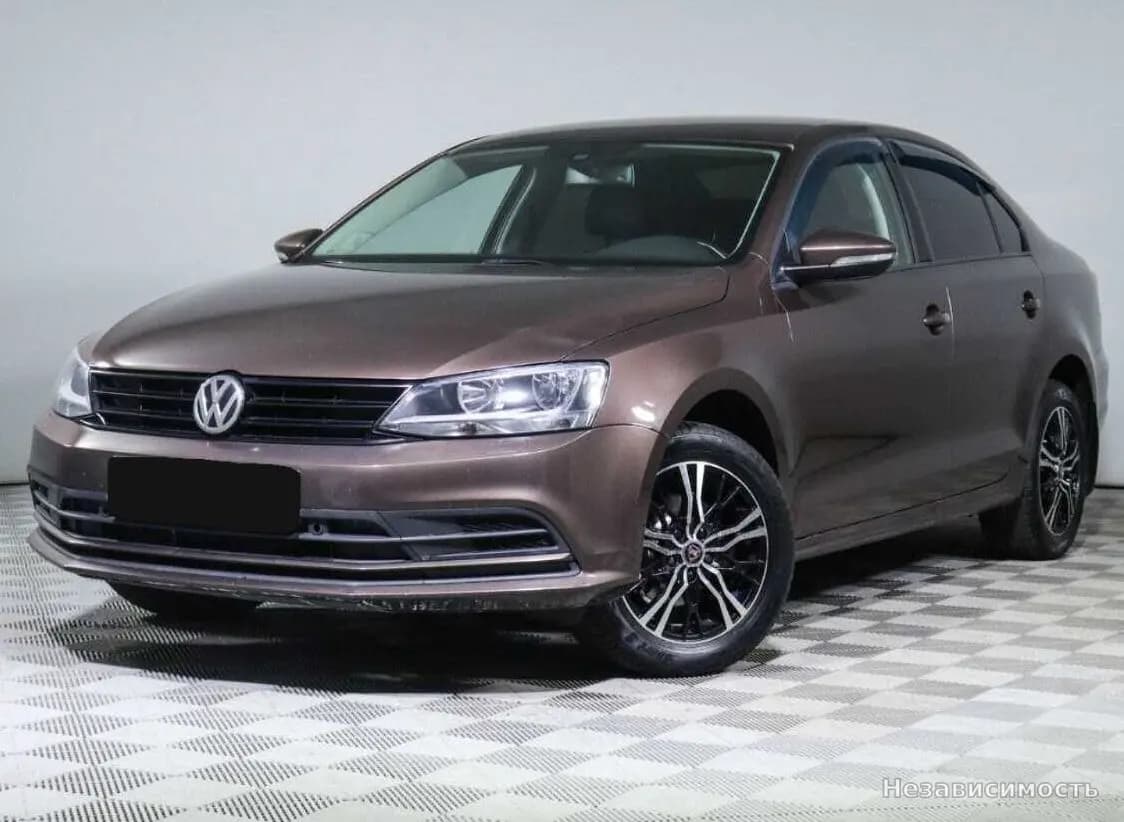 Volkswagen Jetta 2015 с пробегом — фото 1