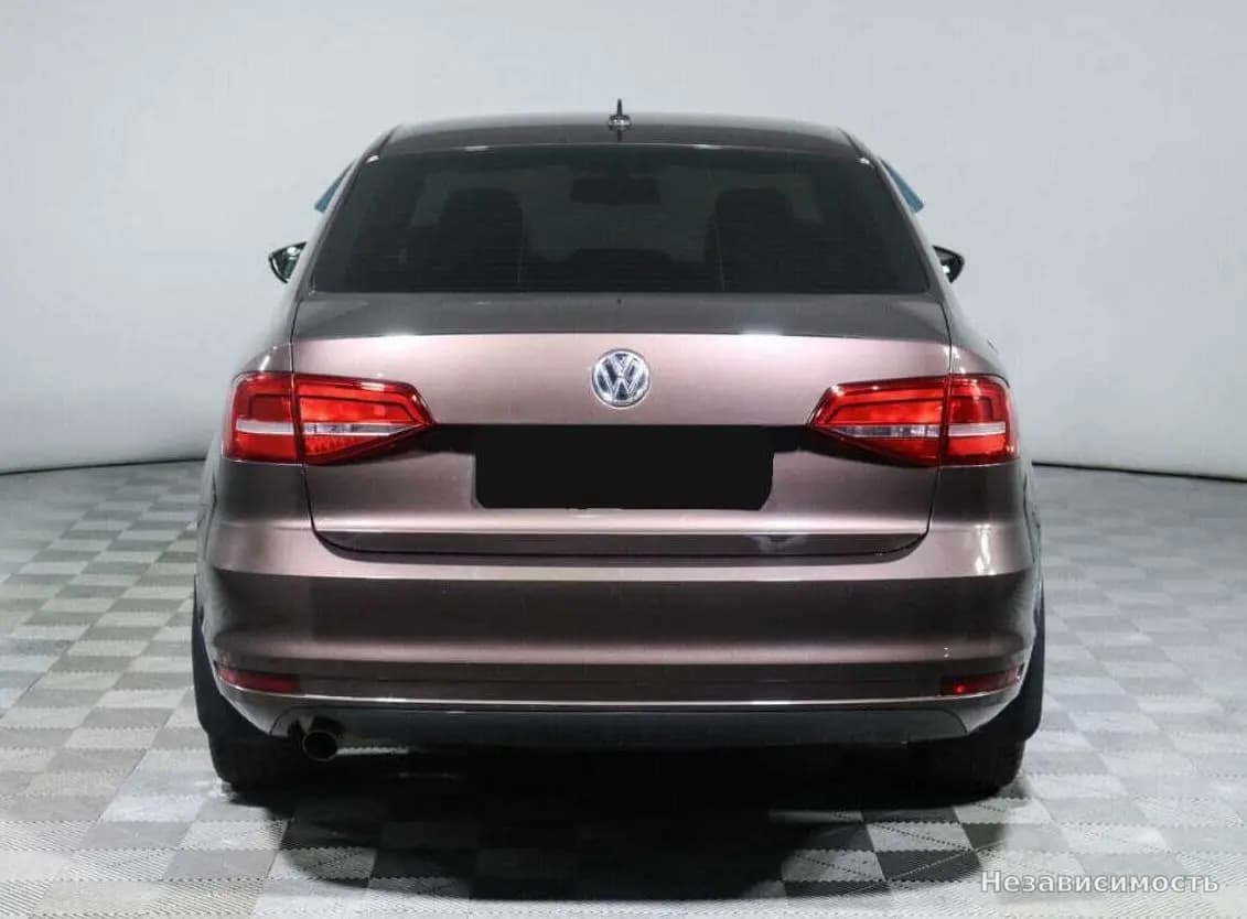 Volkswagen Jetta 2015 с пробегом — фото 5