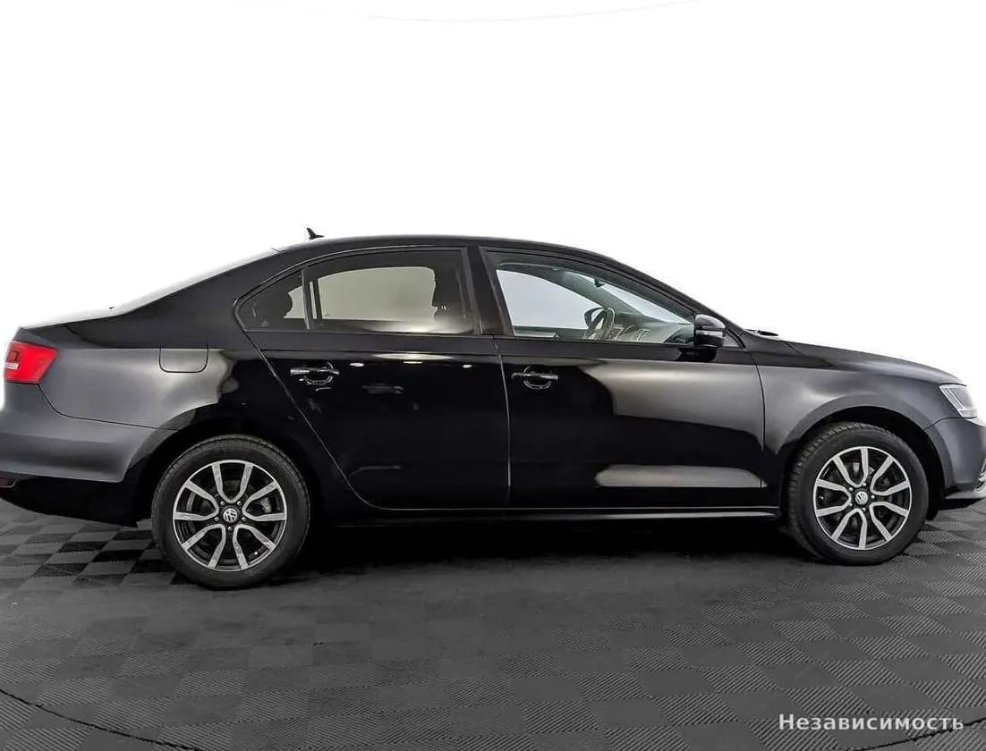 Volkswagen Jetta 2015 с пробегом — фото 4