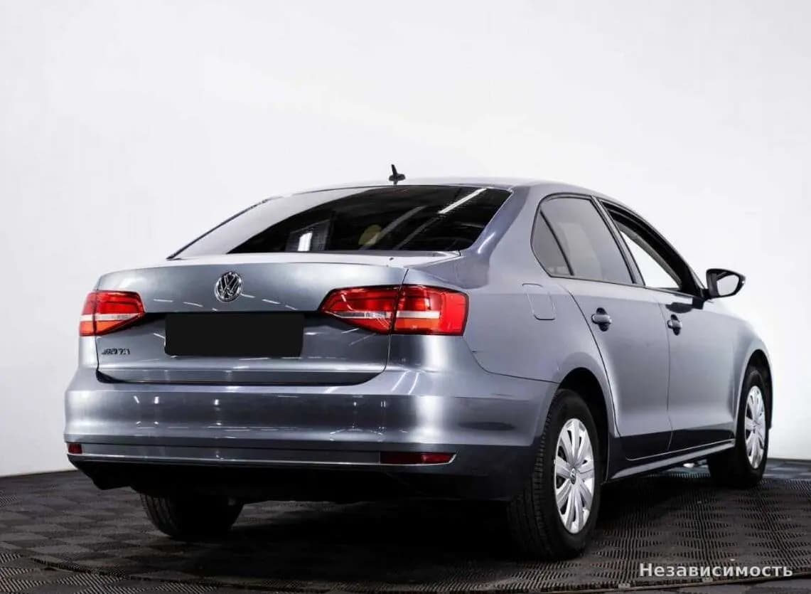 Volkswagen Jetta 2015 с пробегом — фото 6