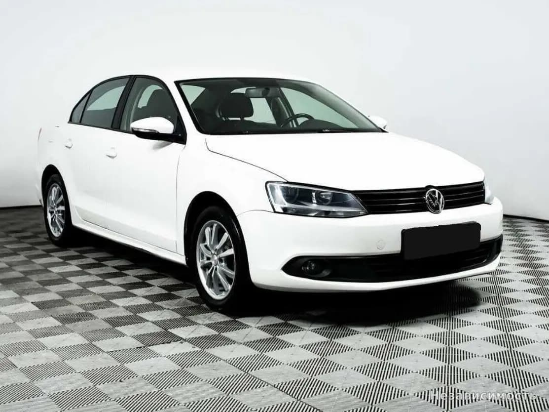 Volkswagen Jetta 2012 с пробегом — фото 3