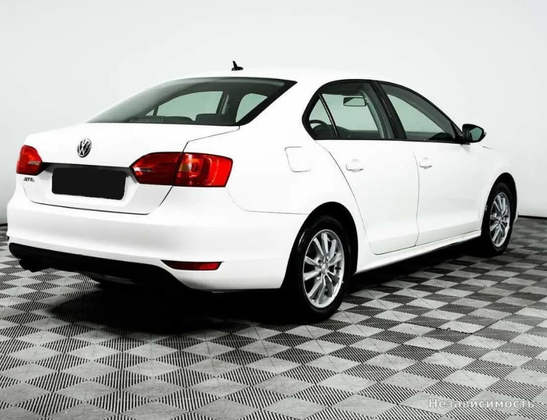 Volkswagen Jetta 2012 с пробегом — фото 5