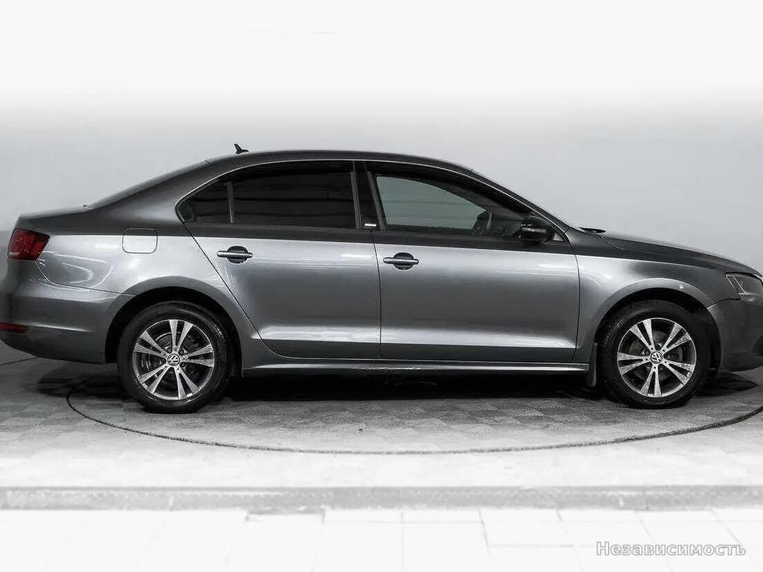 Volkswagen Jetta 2014 с пробегом — фото 4