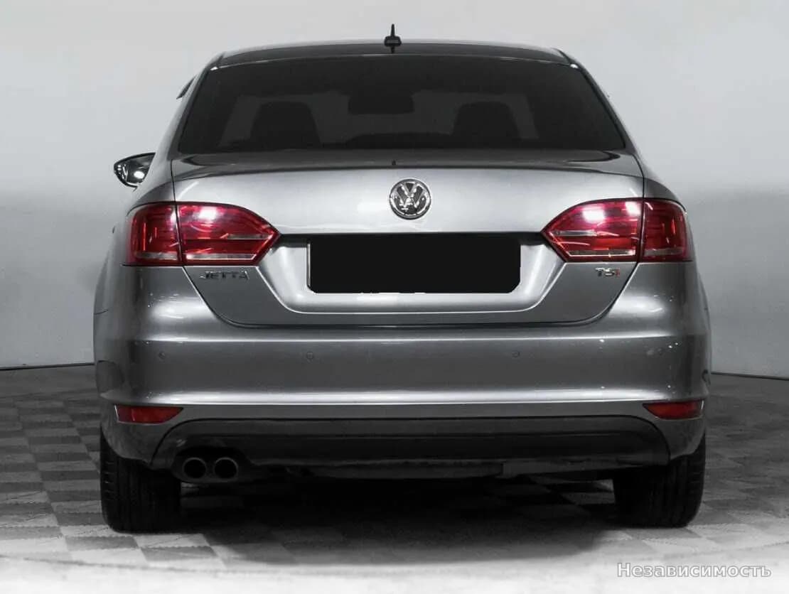 Volkswagen Jetta 2014 с пробегом — фото 6