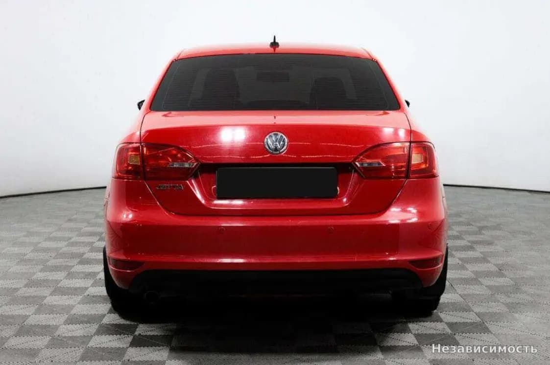 Volkswagen Jetta 2014 с пробегом — фото 6