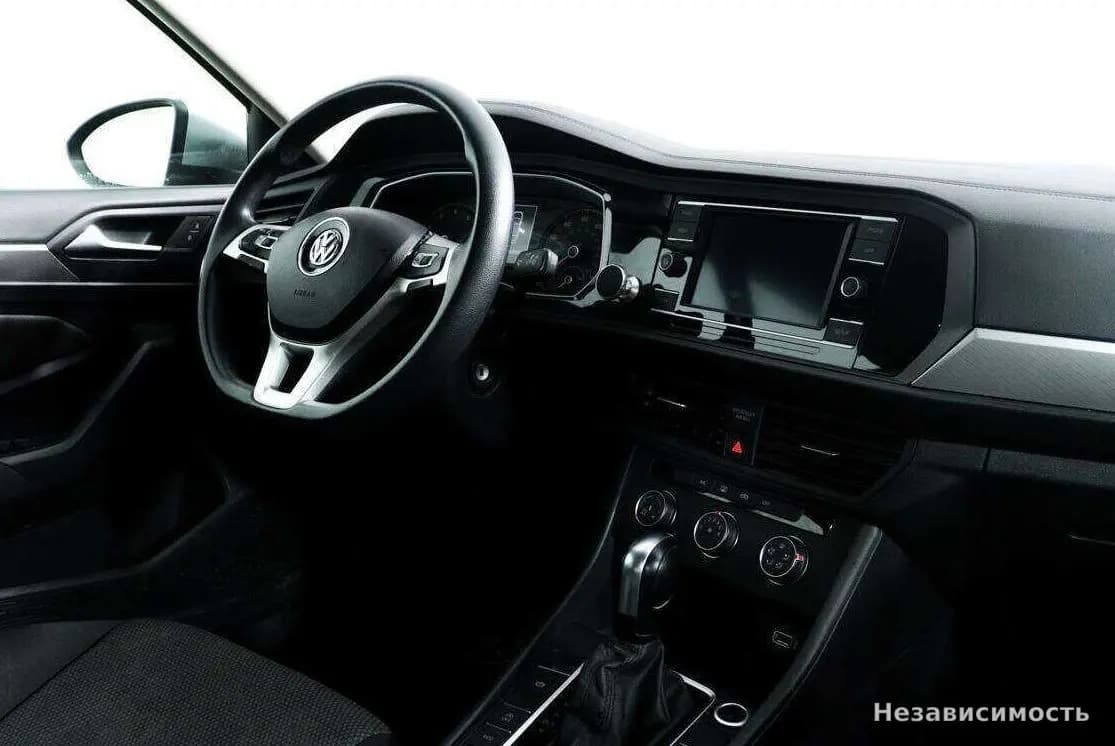 Volkswagen Jetta 2019 с пробегом — фото 9