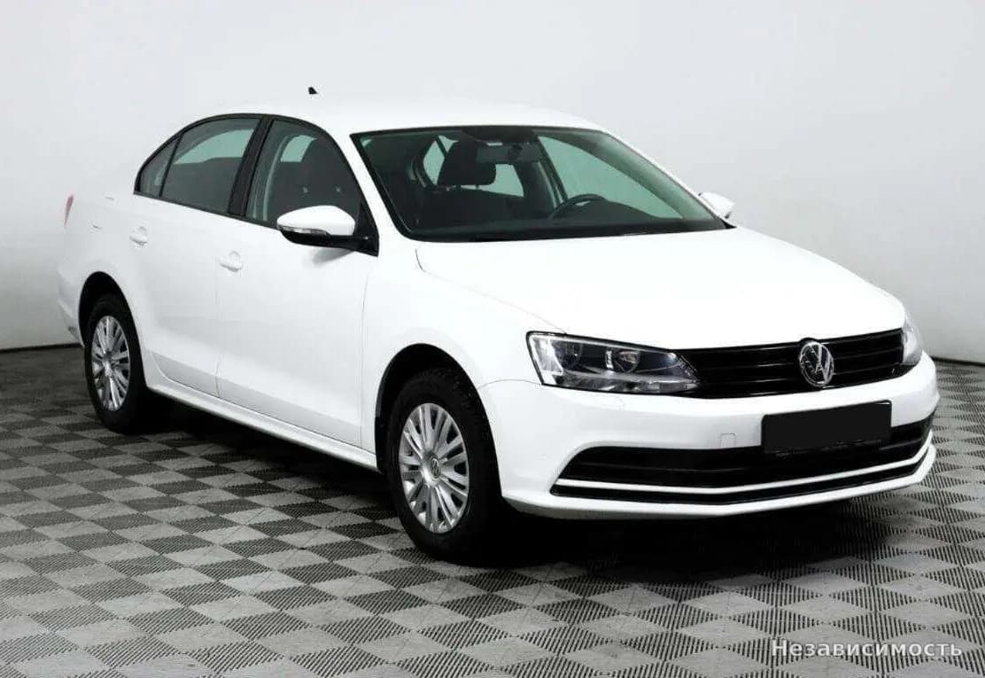 Volkswagen Jetta 2018 с пробегом — фото 3