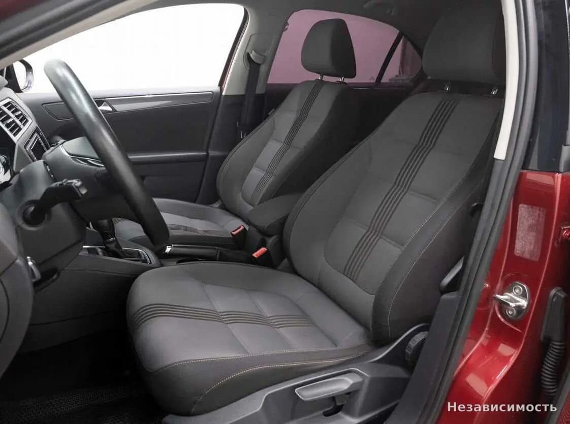 Volkswagen Jetta 2016 с пробегом — фото 8