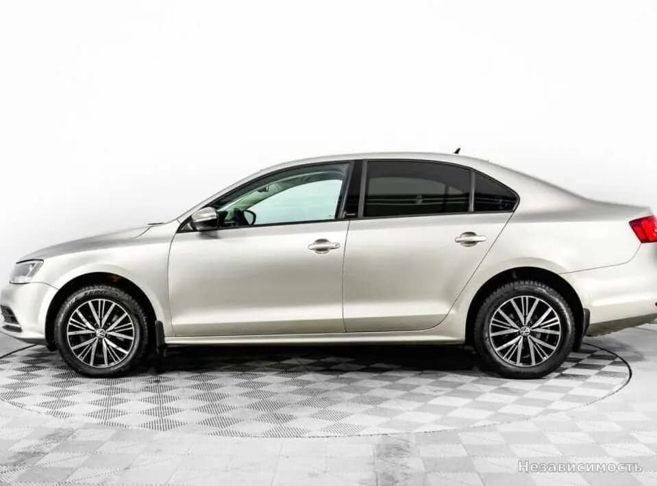 Volkswagen Jetta 2016 с пробегом — фото 8