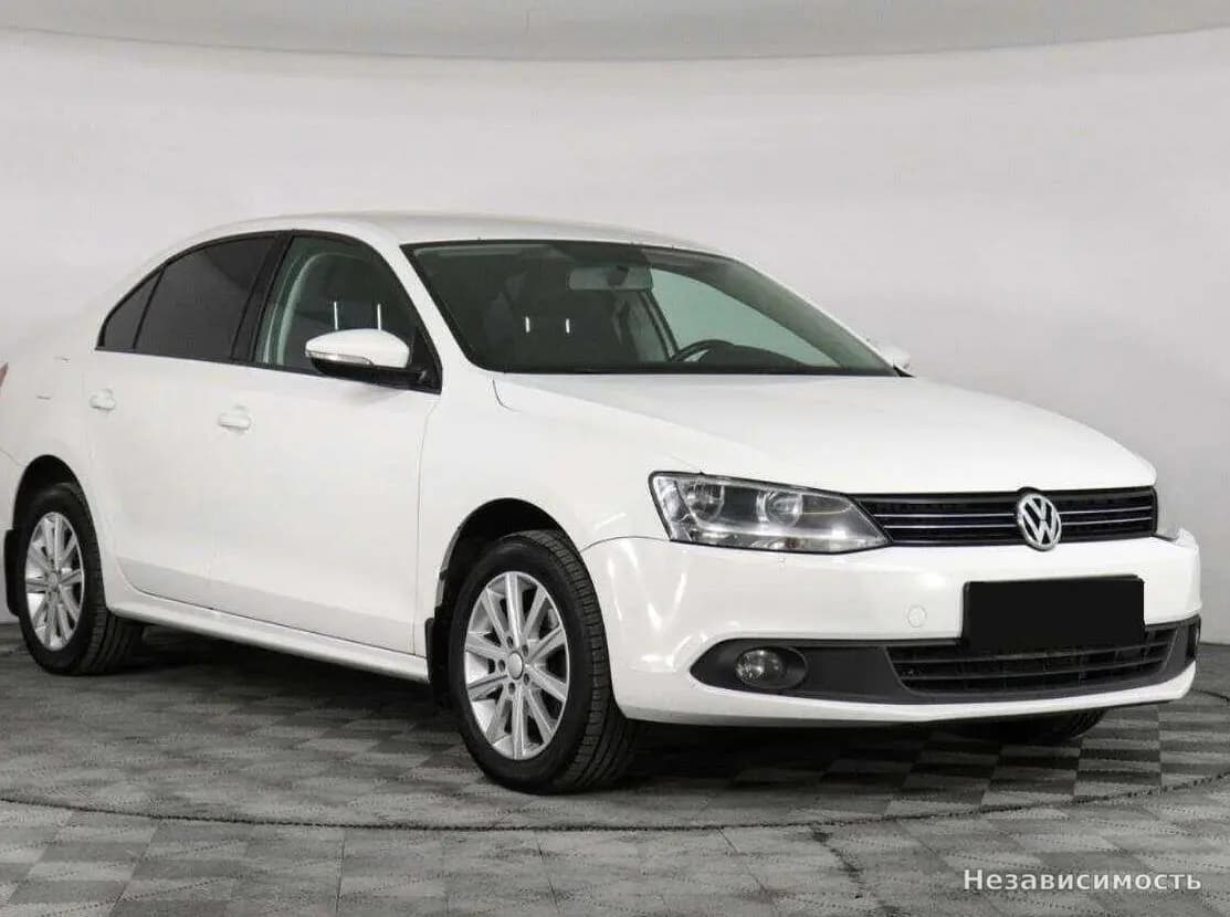 Volkswagen Jetta 2013 с пробегом — фото 3