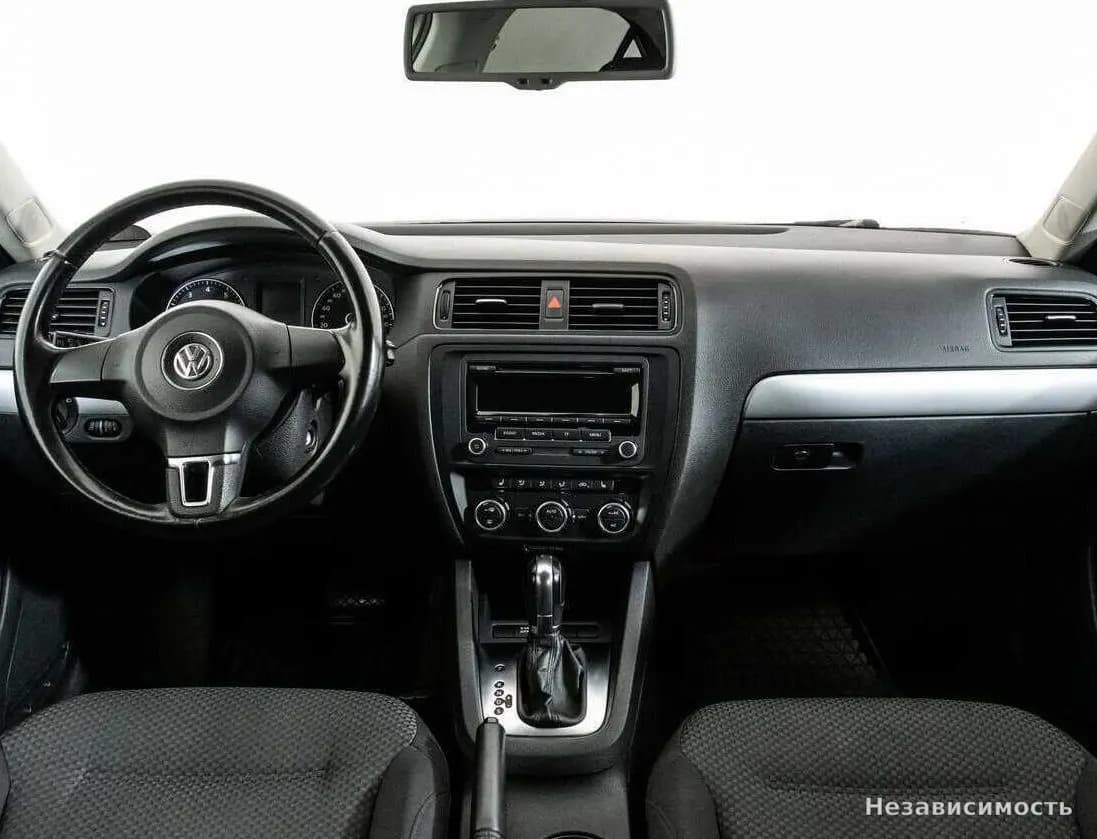 Volkswagen Jetta 2012 с пробегом — фото 8