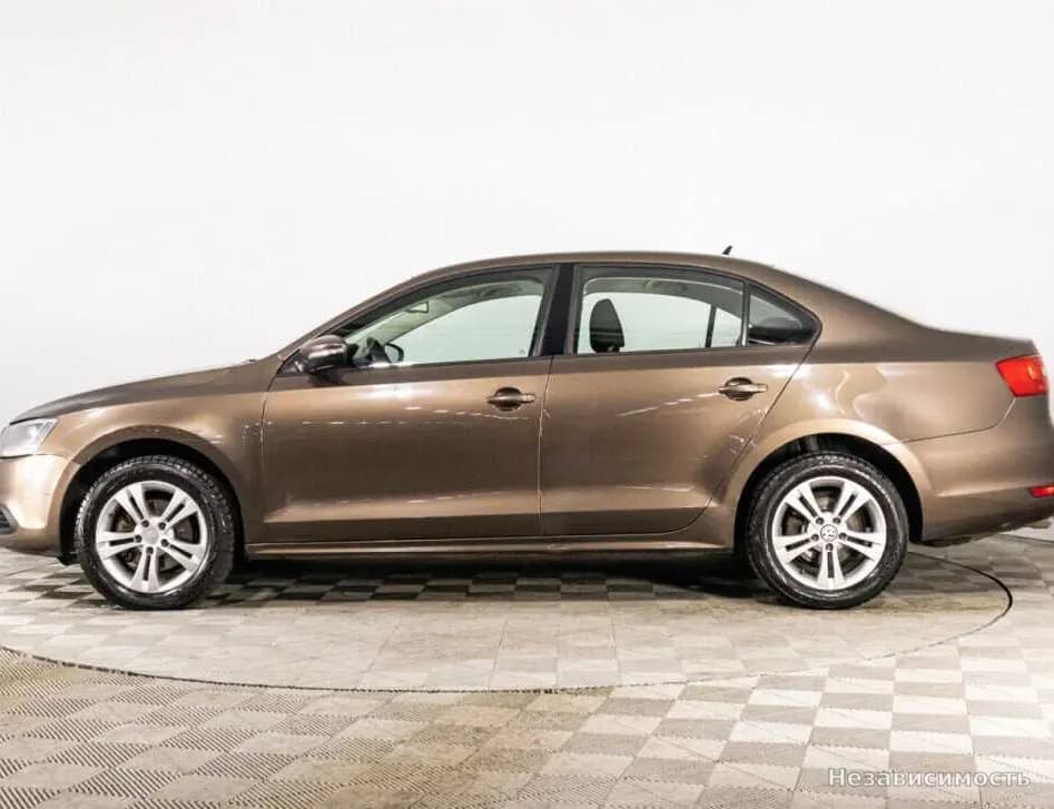 Volkswagen Jetta 2012 с пробегом — фото 8