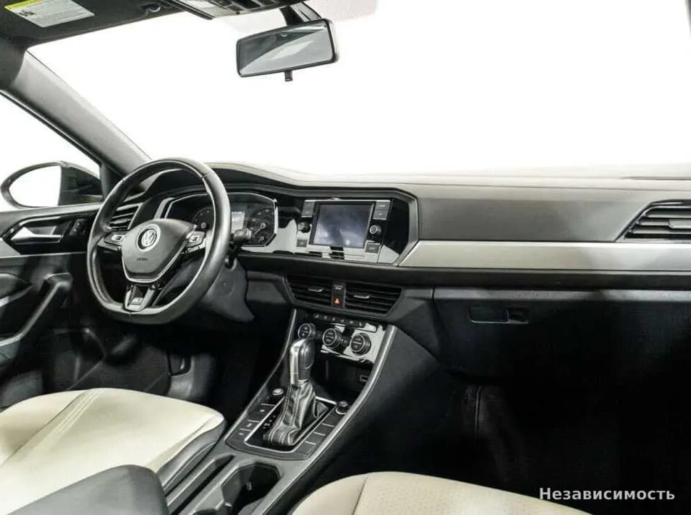 Volkswagen Jetta 2018 с пробегом — фото 9